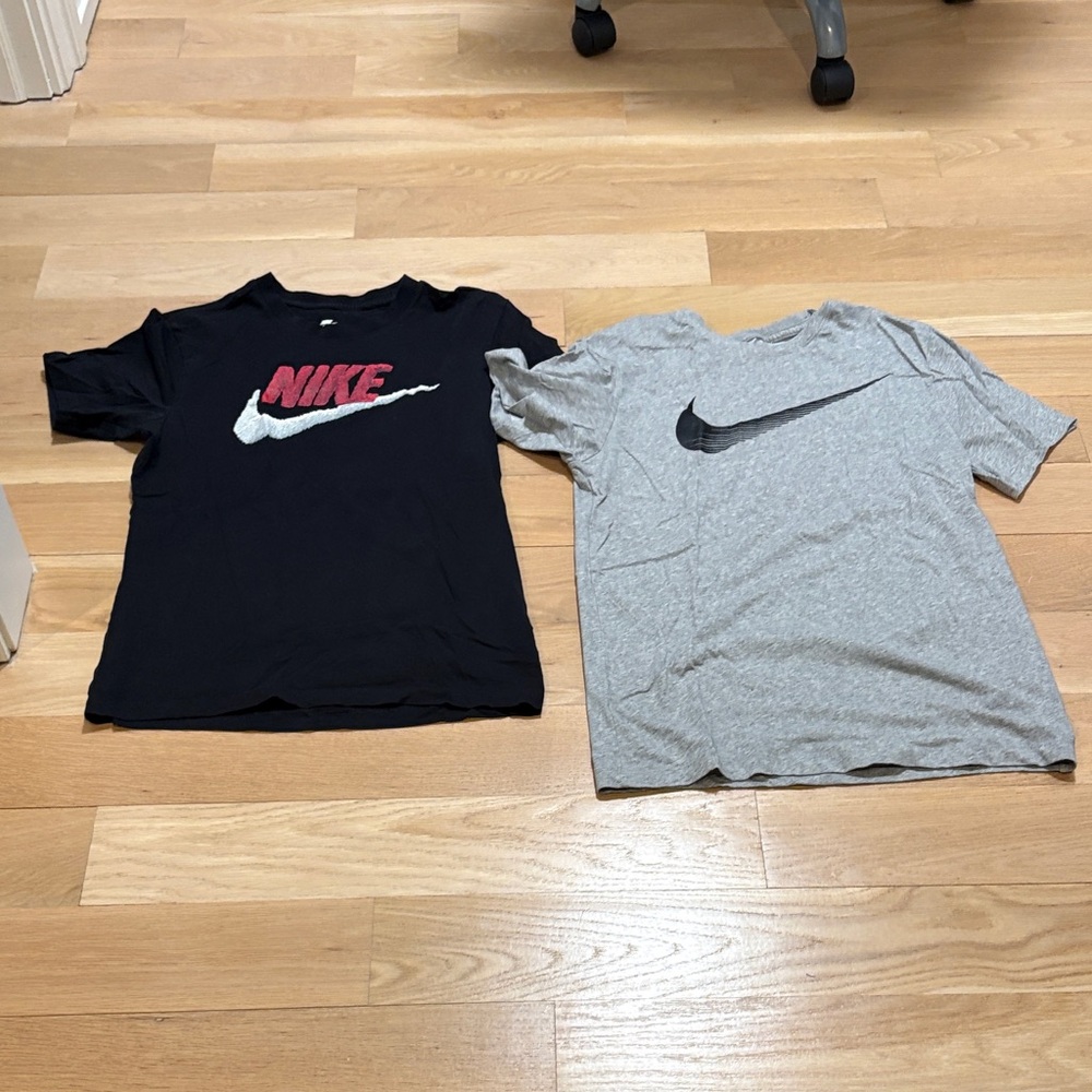 Nike Short-Sleeve Logo Tees in Black & Gray